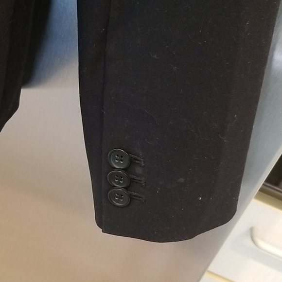 💕BANANA REPUBLIC💕 Classic Black 3 Button Blazer 8 - Picture 6 of 8